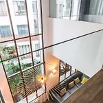 Bastille - Elegant Duplex Loft -6P