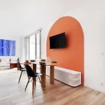 Charming Apt With Patio - 2Bd4P - Monceau Park