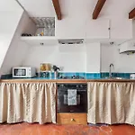 Latin Quarter - 2 Beds - Cityapartmentstay