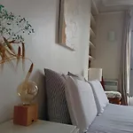 Appartement avec balcon au cœur Oberkampf, PARIS