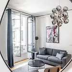 Luxury Appartement Champs Elysees