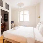 Amazing Apartment # 5Bedrooms #Paris 16 #Trocadero