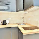 Classy Apartment In The Heart Of Le Marais