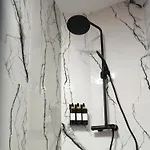 La Suite Trocadero - Jacuzzi Privatif