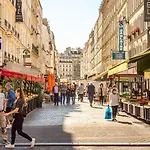 Brand New Apartment - Rue Cler Paris