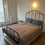 Room In Large Classic Parisian Apartment