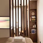 Magnificent Studio With A-C - 2P - Champs-Elysees
