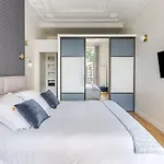 Newly Renovated Apt Near La Madeleine