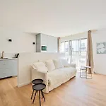 Tres Bel Appartement 8P Canal Saint Martin