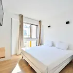 Tres Bel Appartement 8P Canal Saint Martin