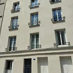 Studio Charmant A Place De Clichy