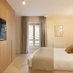 Pick A Flat\'S Apartments With Services In Opera