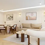 Pick A Flat\'S Apartments With Services In Opera