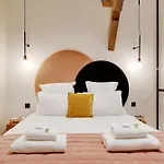 Sereners Apartments In Place Des Vosges - Rue De Birague