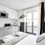 Modern Studio For 2P With A-C - Near Montmartre