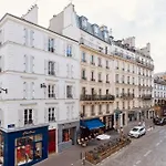 Delight In Montmartre - A True Parisian Apartment