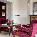 La Reserve Paris Hotel & Spa