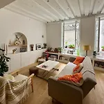 Paris Marais 8Rdl Home - 2 Rooms, 2 Bathrooms, Terrace
