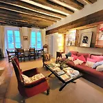Bel Appartement Au Coeur De Paris