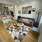 Appartement Lumineux Vaugirard A Paris 15 - 2P - Flat-Guest