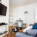 Sevres Cosy Studio