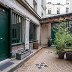 Amazing Apartment Gare De L\'Est Republique