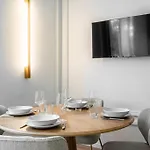 Appartement Conviviale Et Elegant Paris 17