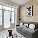 Charming Flat With Jacuzzi Heart Of Paris Gethosted