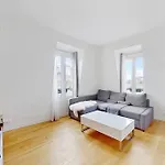 Cosy 2 Person Studio - Near Eiffel Tower