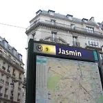Premium Flat In Paris Well Furnished 16Th District