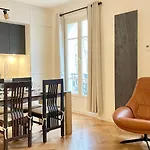107 - Tour Eiffel Appartement Luxe 15Eme