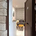 Lovely Studio For 2 Persons Center Of Paris