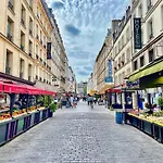Brand New Apartment - Rue Cler Paris