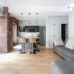 Cosy Central Place In Paris