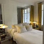 Luxury And Cosy Apartment In Paris, 16E Arrondissement