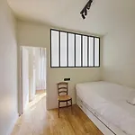Luxury Apartment At Heart Of Paris