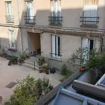 Apart Calmo Em Paris Jourdain
