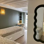 4 Pieces Charme Paris Centre