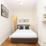Notre-Dame - 1Br With Balcony - Cityapartmentstay