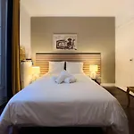 Penbed-2Br- Lovely Parisian Apt Near Bastille