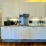 Charmant Appartement Parisien Pres Du Louvre Paris, France