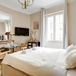 Luxueuse Suite Haussmannienne A Paris