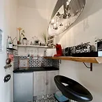 Charming Studio In The Heart Of Paris