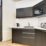 Pick A Flat\'S Apartment In Champs-Elysees - Rue Marbeuf