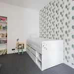 Veeve - Light & Luxe In Les Batignolles
