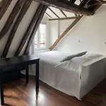 Appartment Au Coeur De Paris 8E