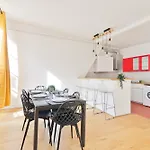 Appartement Mezzanine Quartier Chatelet Les Halles 4 Free Netflix