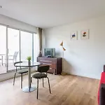 Apartement 702 - Eiffel Tower
