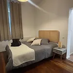 Grand Appartement Avec Patio A Paris 14Eme