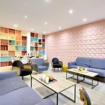 Bluestay 149 - Spacieux Appartement Paris Centre